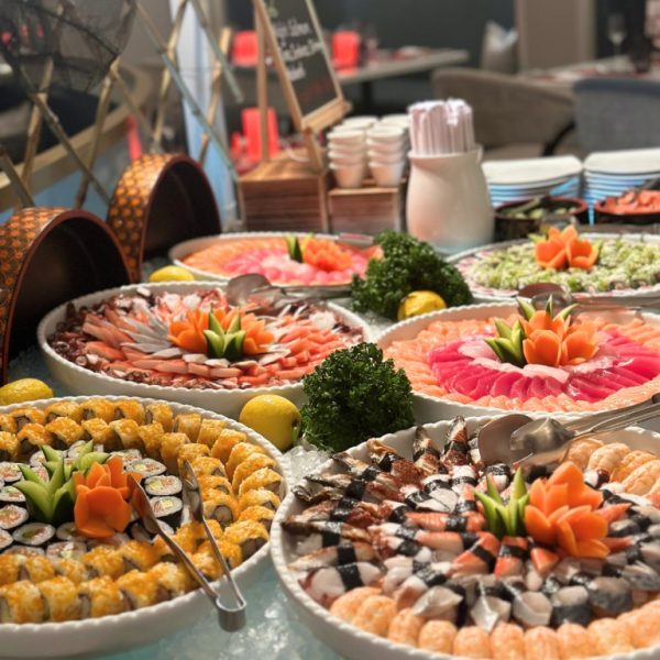 Seafood Night at Mövenpick Hotel Bahrain Brunches